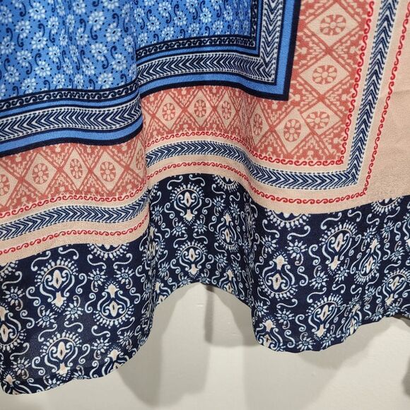 Liz Claiborne boho capped sleeve top - Picture 4 of 5